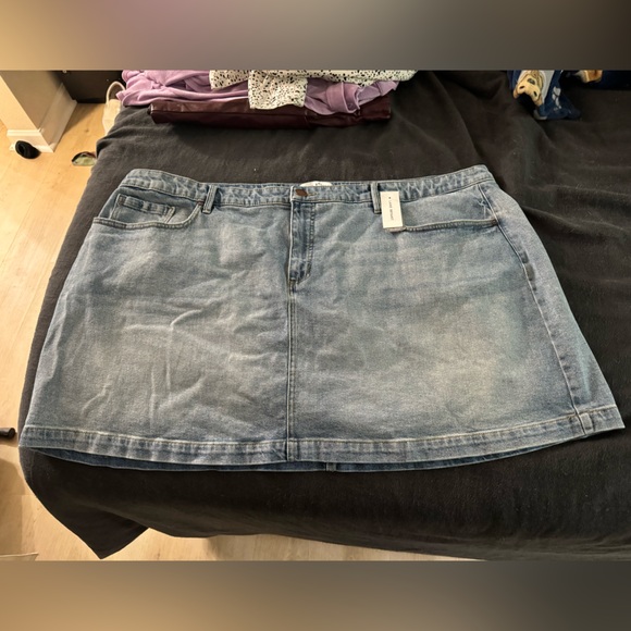 Lane Bryant Light Denim Mini Skirt - Picture 4 of 6